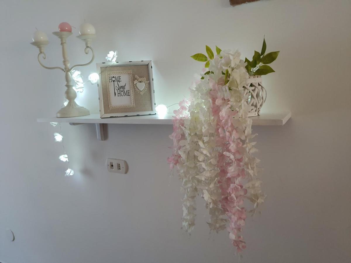 Shabby Chic Rooms Con Cucina E Giardino Privato Pomarico Exterior foto