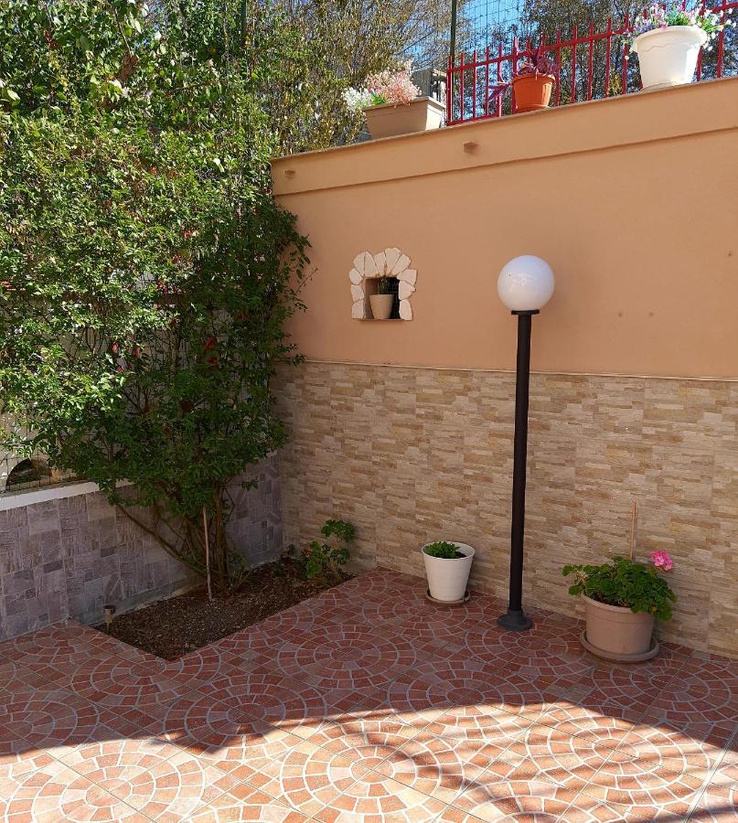 Shabby Chic Rooms Con Cucina E Giardino Privato Pomarico Exterior foto