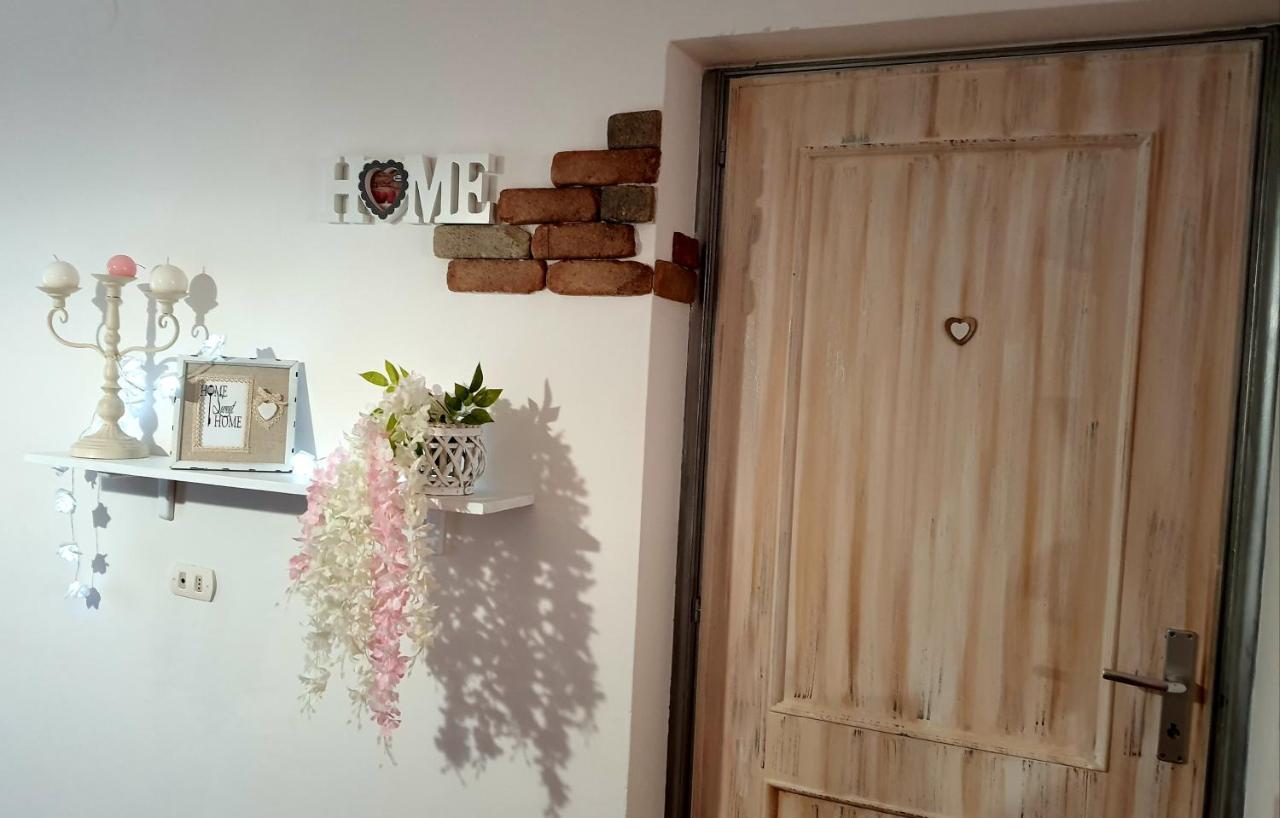 Shabby Chic Rooms Con Cucina E Giardino Privato Pomarico Exterior foto