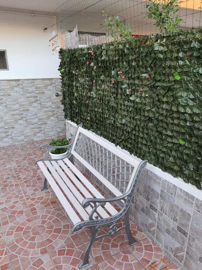 Shabby Chic Rooms Con Cucina E Giardino Privato Pomarico Exterior foto