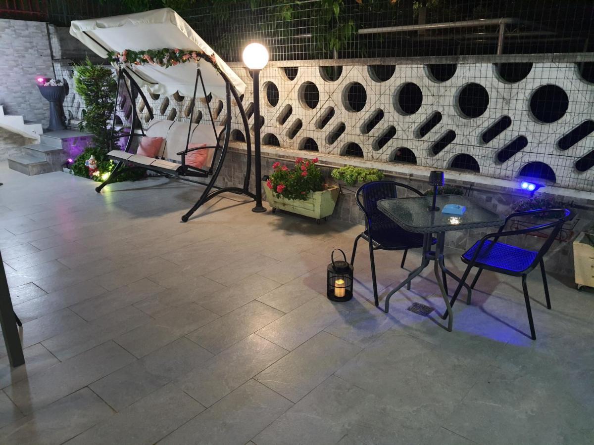 Shabby Chic Rooms Con Cucina E Giardino Privato Pomarico Exterior foto